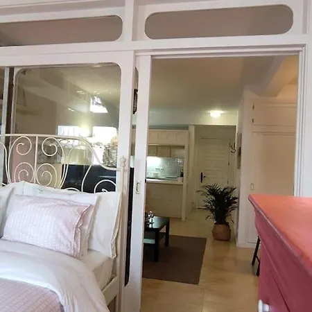 Casa Con Jardin كوستا تاغيسي