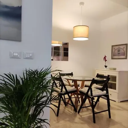 Casa Con Jardin Коста-Тегисе